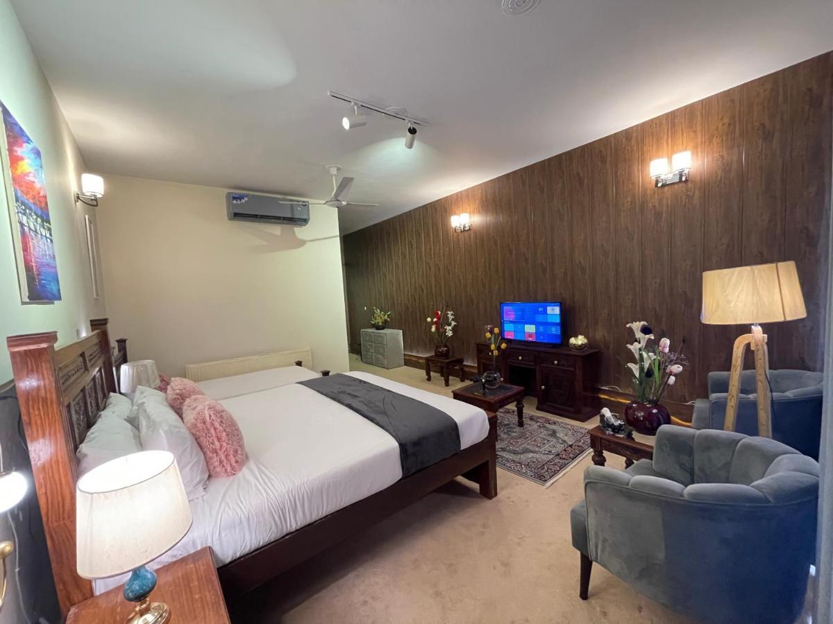 Laca Sa Lodge Opp Canturus Mall اسلام اباد المظهر الخارجي الصورة